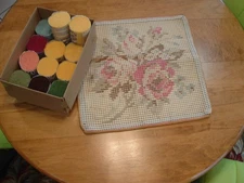 Shillcraft/Readicut 100% 6 PLY WOOL 18" Prebacked Pillow Kit