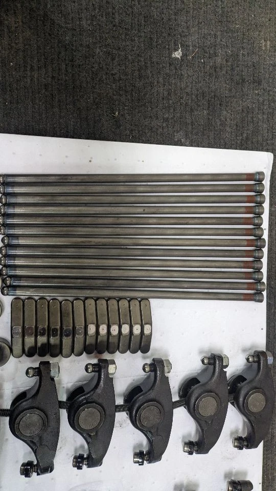 Dodge Cummins 1998,5-2012 5,9 L 24 V brazos basculantes varillas de empuje y puente de válvula OEM Foto 3 de 4