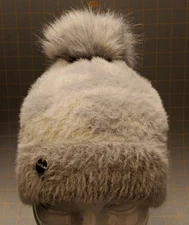 NWT Women's OS Express Ultra Soft Faux Fur Winter Beanie Pom Hat Cap NEW