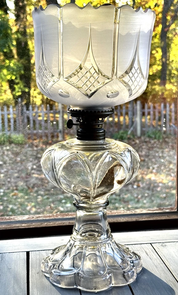 Antigua lámpara de pie de queroseno 1867, quemador de galería dúplex con bisagras, todo original Foto 4 de 4