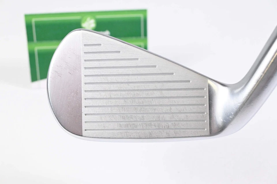 Srixon Z-U45 Utility #3 Iron / 20 Degree / Senior Flex Miyazaki Blue 7 Shaft - Image 2 of 4