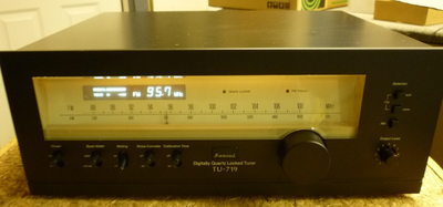 Sansui TU-719 AM / FM ANALOG / DIGITAL TUNER - TESTED / WORKS