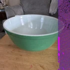 Vintage PYREX Primary Colors Green 2.5 Qt. 403 Mixing Nesting Bowl USA