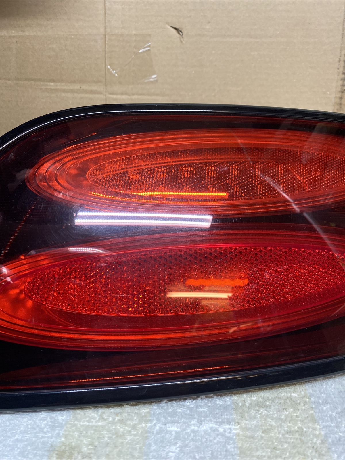 2015-2017 Bentley GT Right / Passenger Side LED Tested Taillight OEM Black Trim