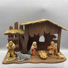 Vintage 7 Piece Nativity Set Including Manger