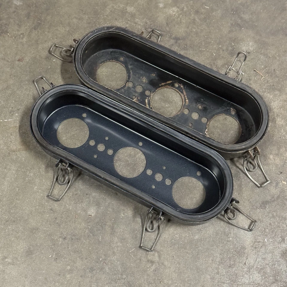 1971-1973 Porsche 911 Air Cleaner Base Pair 901-108-220-00 Plastic Airbox Clip - Image 2 of 4