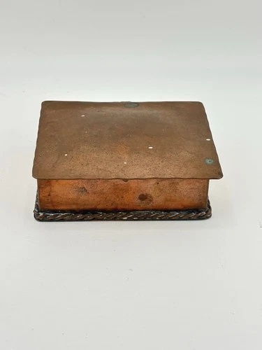 Vintage Hang Hammered Small Copper Trinket Box