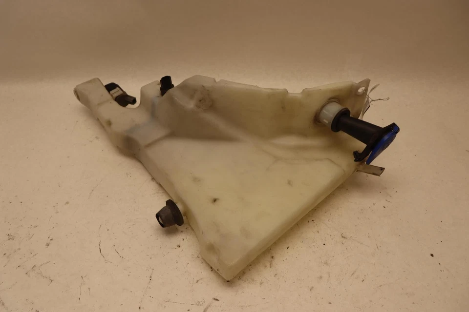2010-2019 JAGUAR XJ XJR FRONT WINDSHIELD WASHER FLUID RESERVOIR TANK OEM - Image 2 of 4