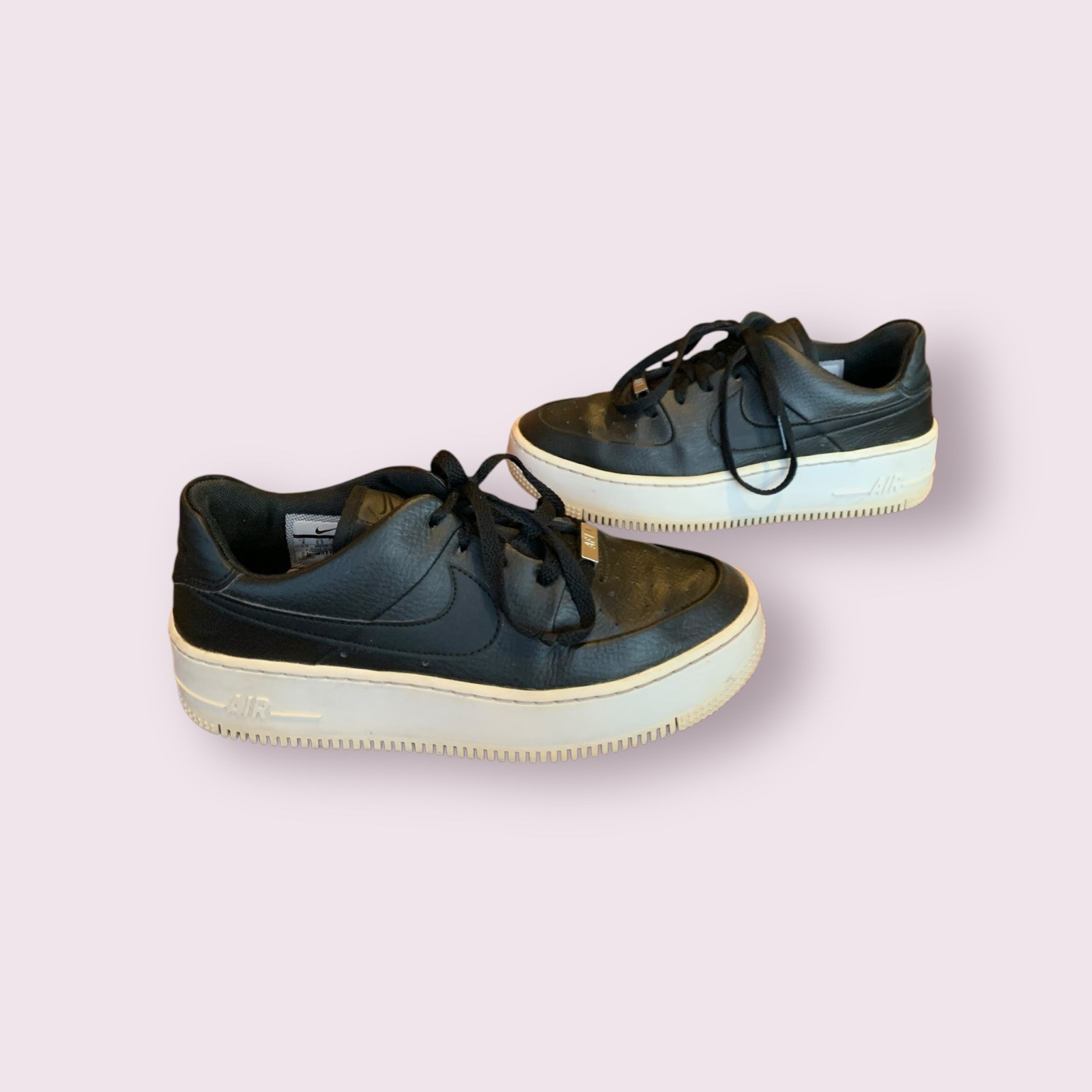 NIKE AF1 AIR FORCE 1 PLATFORM SNEAKERS SHOES WOMENS SIZE 8  EXCELLENT CONDITION