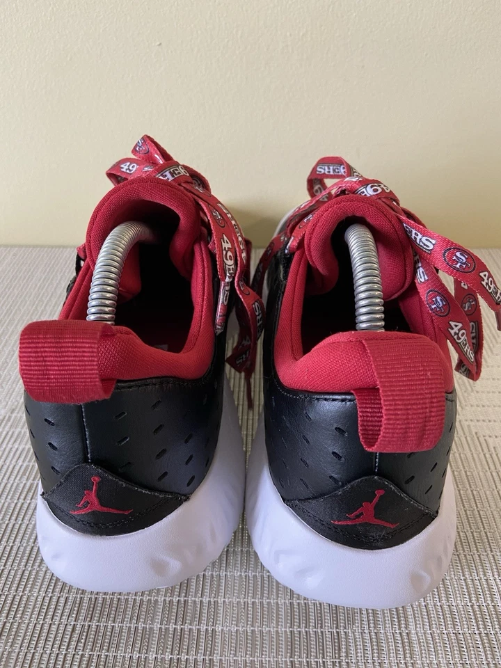 Zapatos de baloncesto Nike Jordan Proto-Lyte AT3381-006 negros/rojos para hombre talla 7,5” Foto 3 de 4