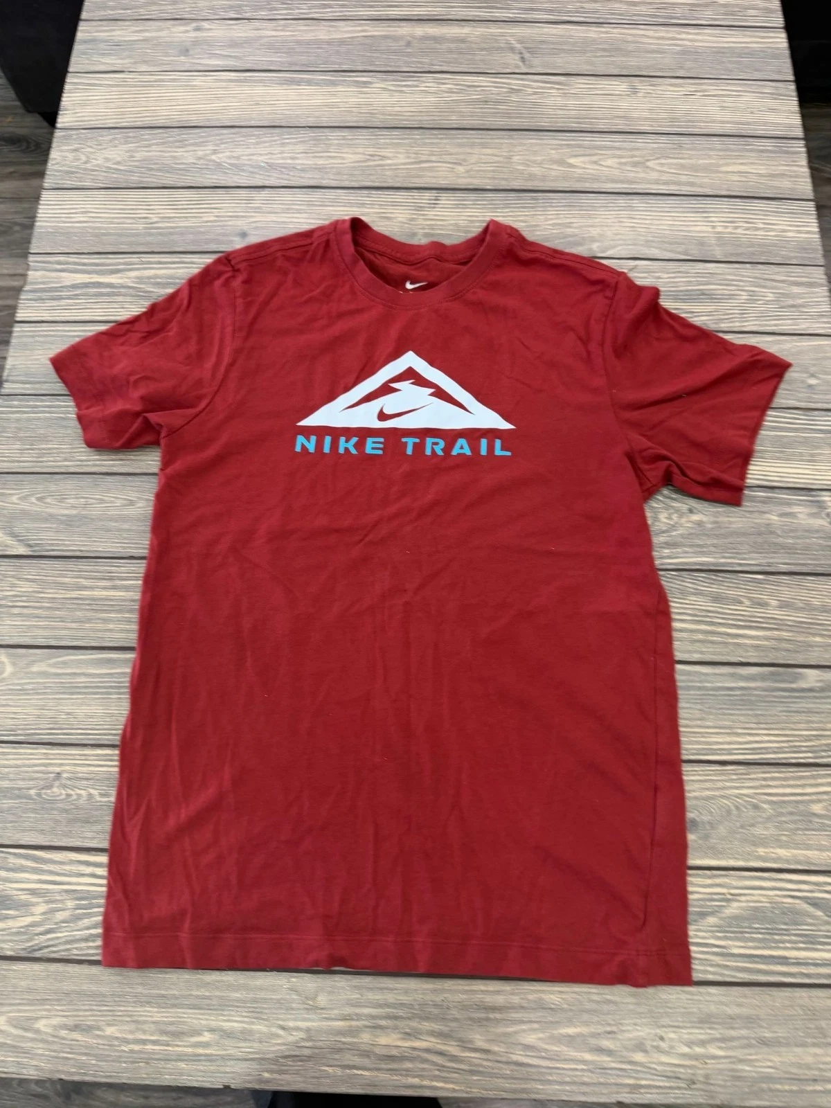 Nike Trail Mountain Running Dri-Fit Performance Tee Red Small
Opens in a new window or tab