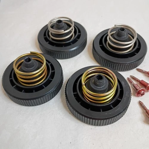 4 OEM feet from Technics SL-D2 Turntable. includes original screws.