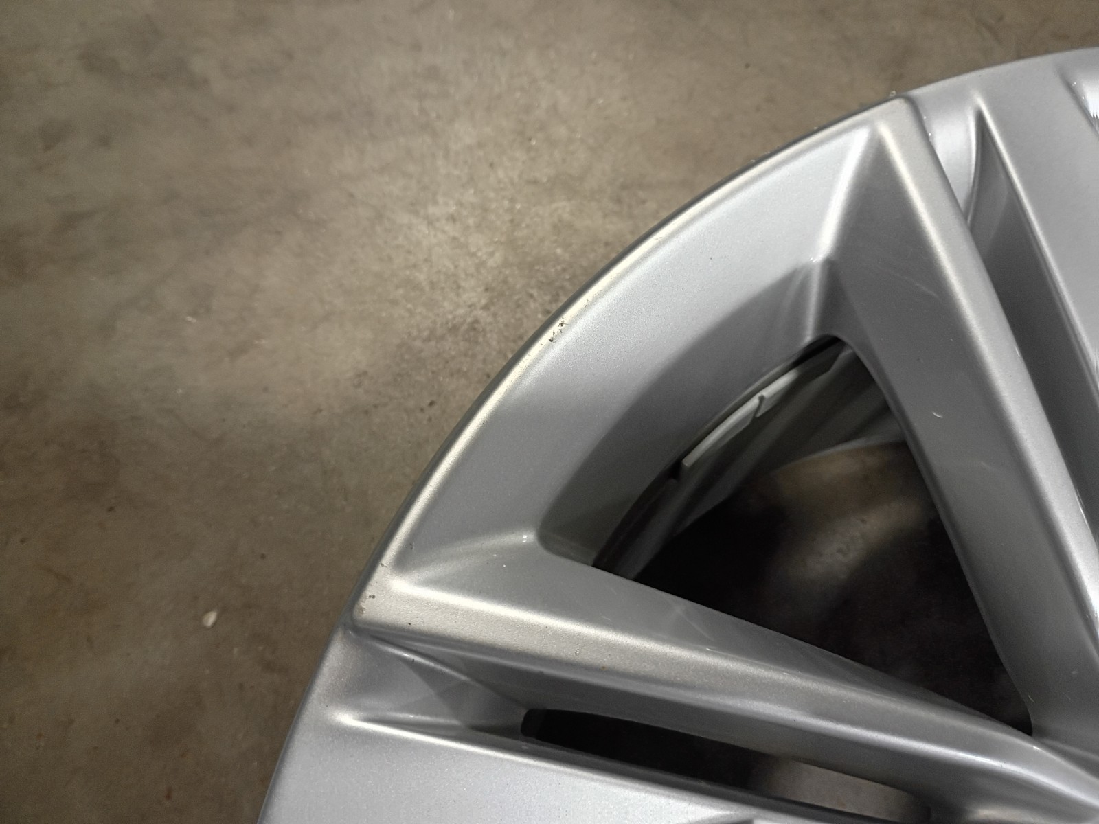 Bentley Continental GT -(3W0601025FE) 20x9.5 OEM WHEEL RIM