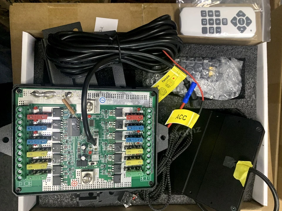 8 / 12 / 16 Gang RGB Switch Panel Automatic LED Light Relay Box On-Off Switch RF - Imagen 2 de 4