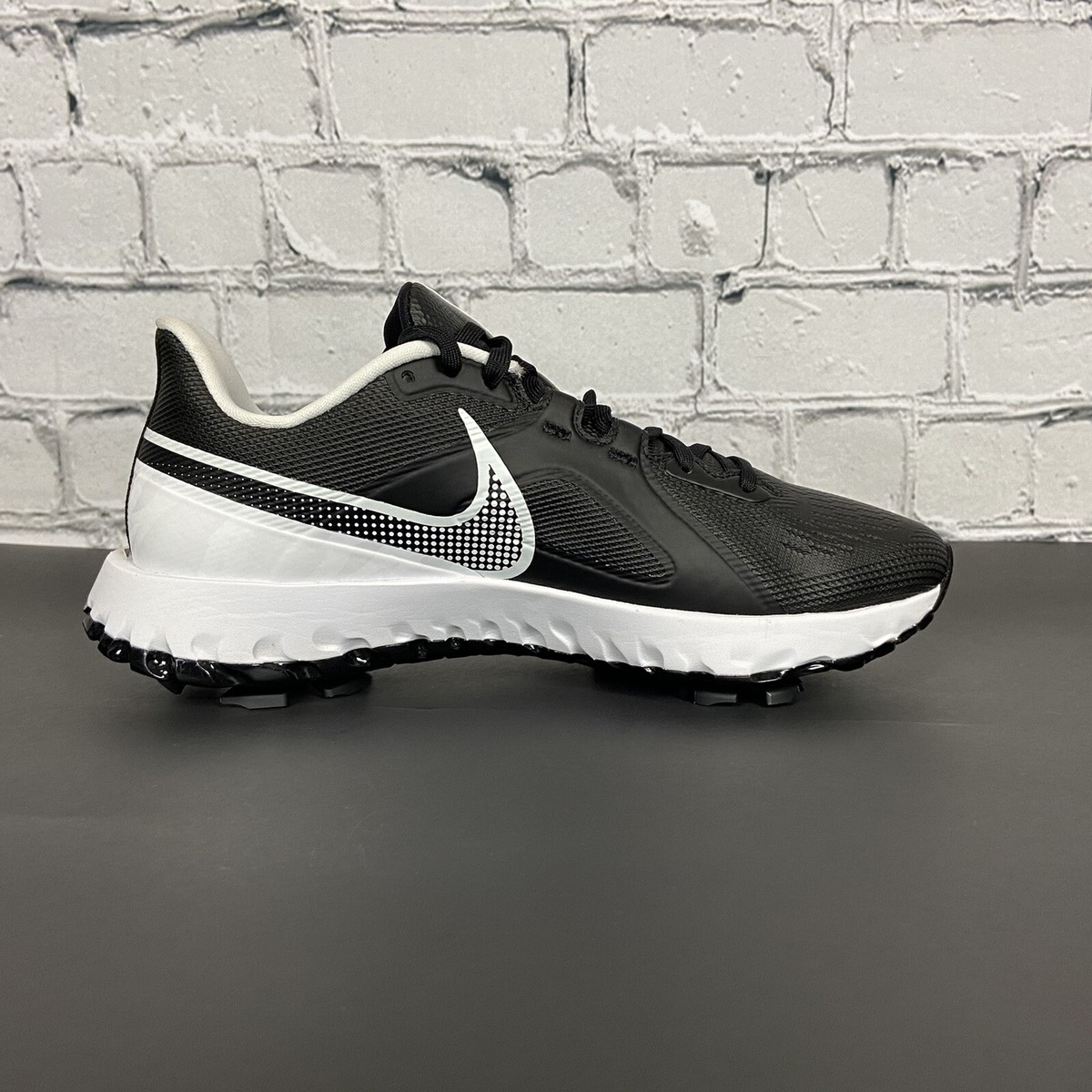 Nike React Infinity Pro 2‎ Golf Shoes Men Size 8 White Black Spikeless Sneakers Nike Infinity Pro 2 Performance Review - WearTesters main image 2