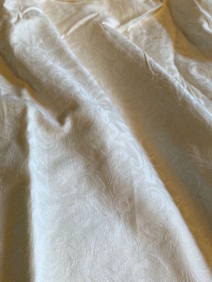 CORTINAS OTOMANA REAL CREMA DAMASCO - 2 PARES DISPONIBLES ANCHAS Y LARGAS Foto 4 de 4