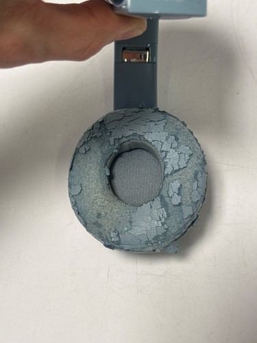 Beats by Dre Over Ear Wireless Headphones - Solo - Parts & Repair - As Is - Read - Picture 12 of 13