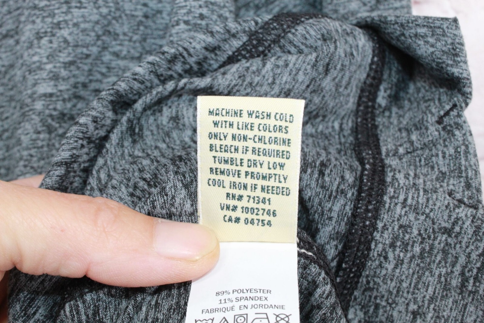 LL Bean Women's VentureSoft Pullover Sweatshirt Q… - image 9