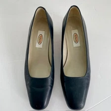 Talbot's Classic Navy Leather Block Heel Pumps | Size 6 | 1-1/2" Heel