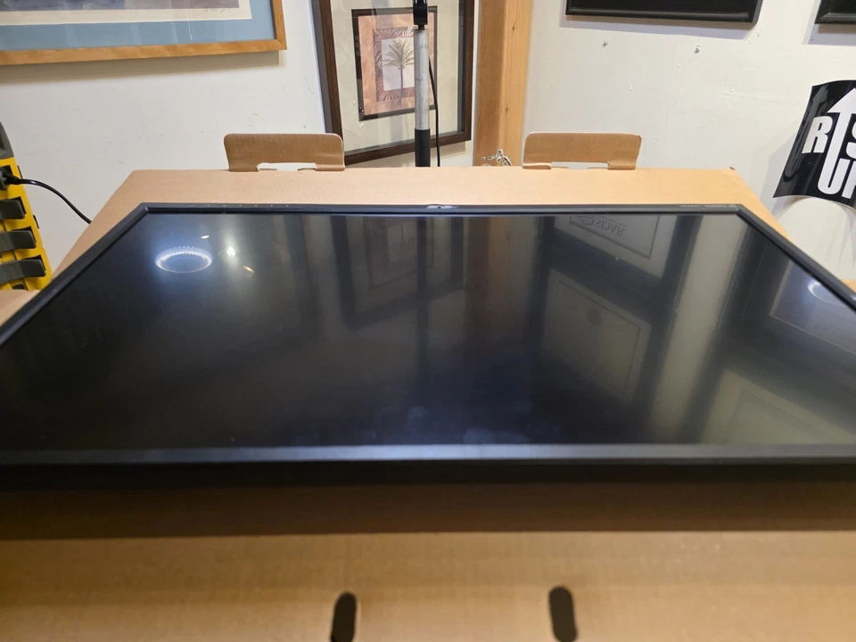 ASUS PB279Q Professional Monitor - 27" 4K UHD (3840 x 2160), IPS, 100% sRGB - Image 3 of 4