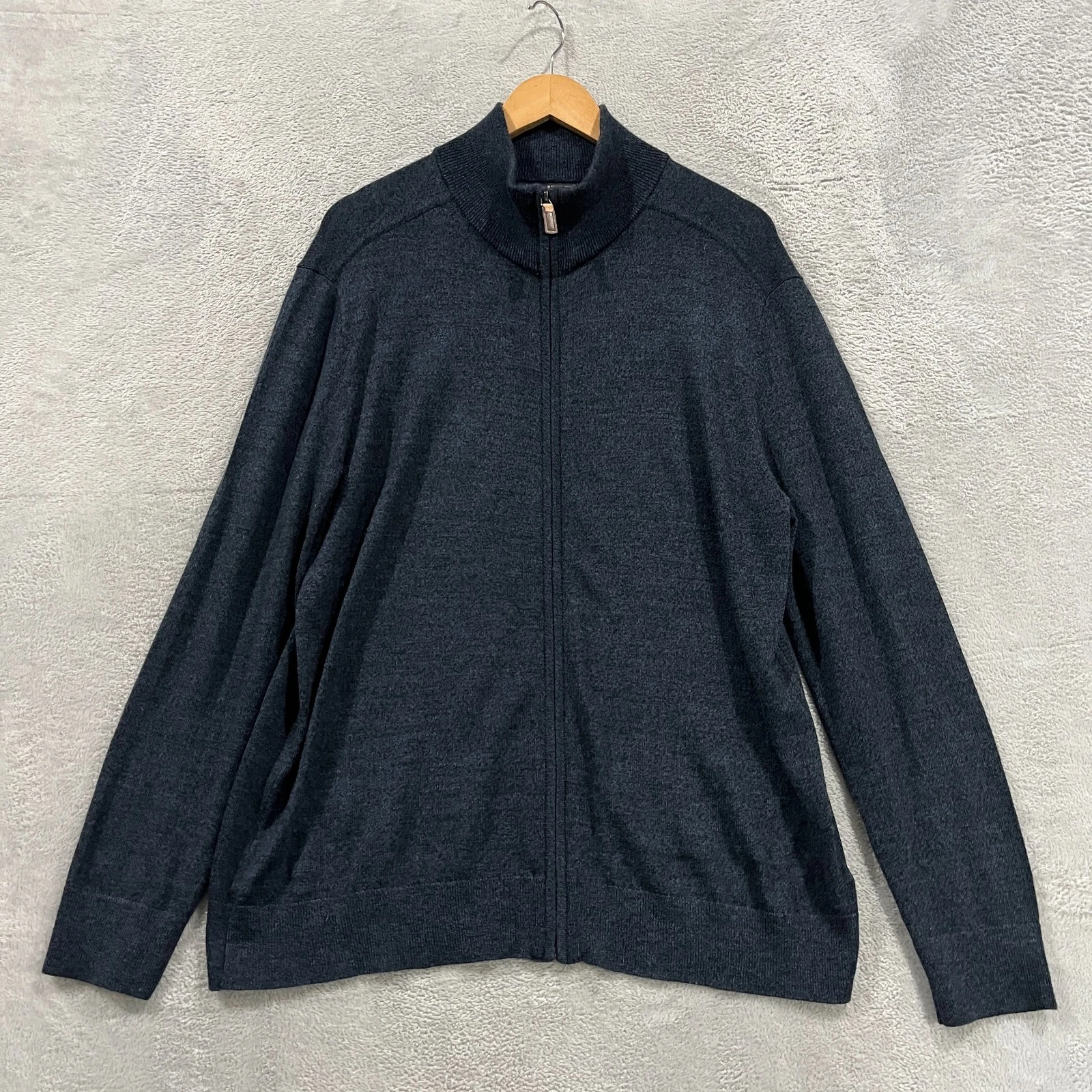 Banana Republic Mens Merino Wool Blend Full Zip Cardigan Sweater XL Preppy
Opens in a new window or