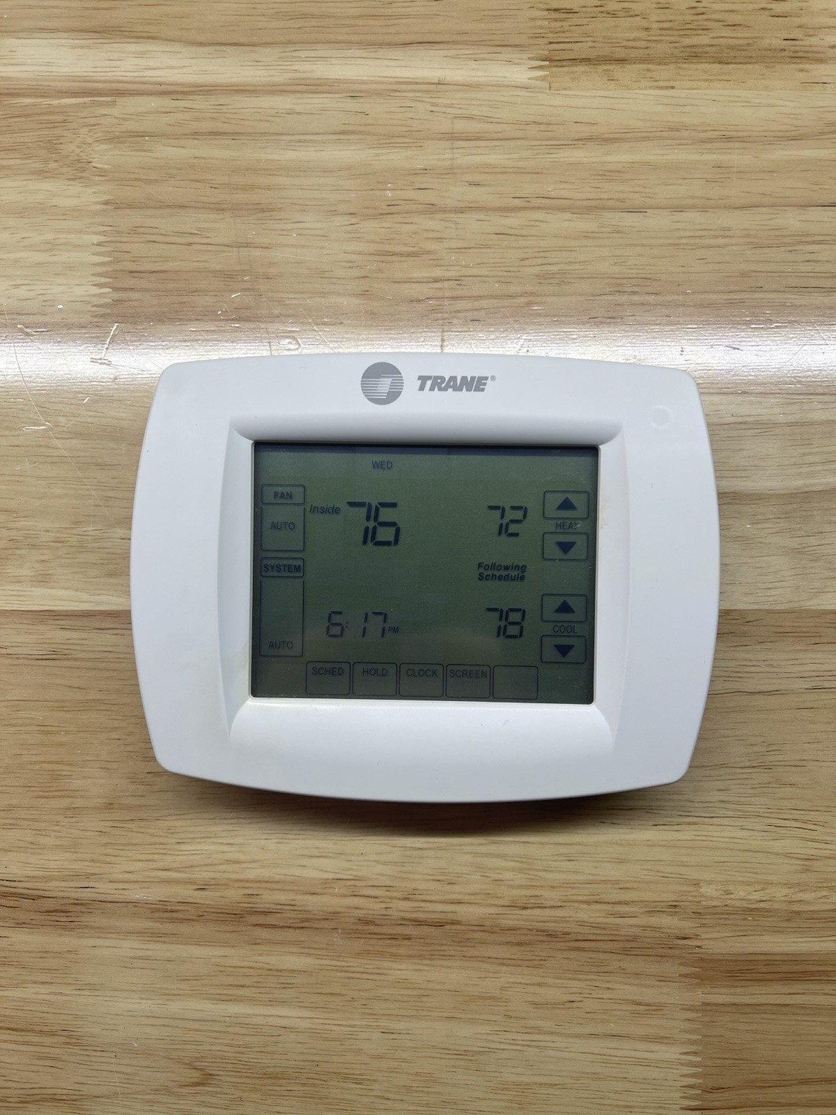 Trane Multi-Stage Thermostat 7 Day Programmable Touchscreen TCONT802AS32DAA