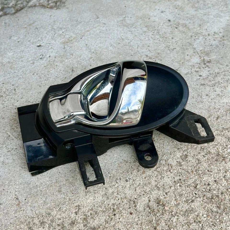 Nissan Juke Versa Cube 2011-2017 manija de puerta interior lado del conductor delantero izquierdo OEM Foto 2 de 3