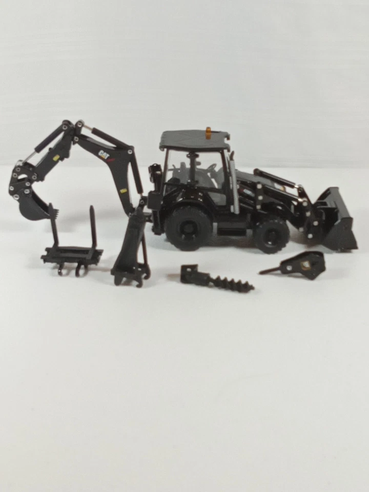 Diecast Masters 85234 Cat 420F2 IT Tractor Backhoe Work Tools 1/50 MB - Image 2 of 4