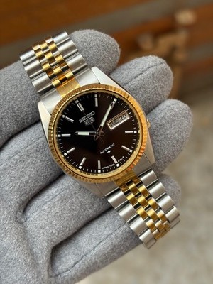 Vintage Seiko 5 Automatic Day/Date Mens Wrist Watch