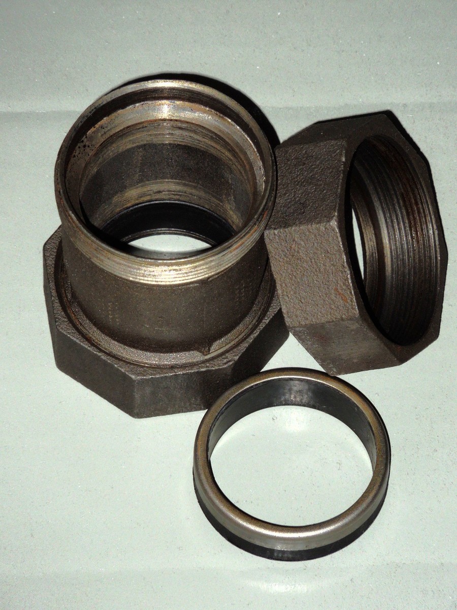 Set of Three 1-1/2" Dresser Style 65 Short Compression Couplings