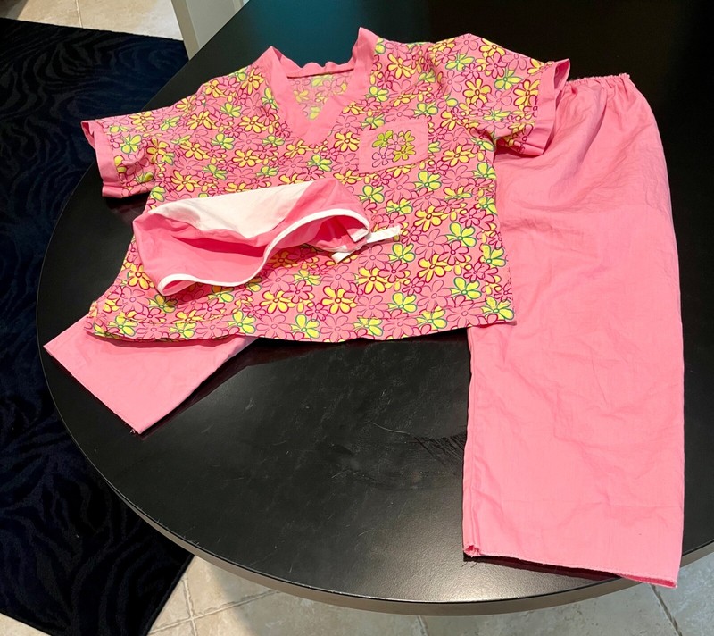 Little Girl Pink Doctors Outfit GUC Looks like a size 4 Imaginarium 