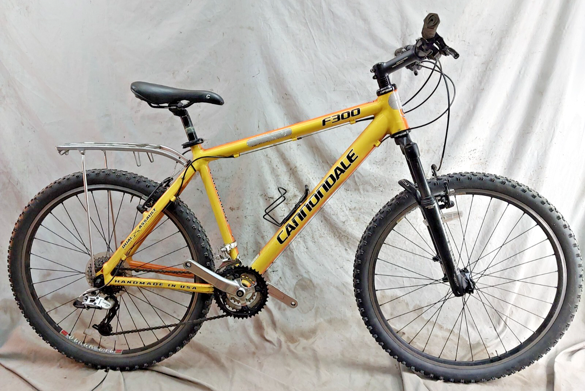 2010 Cannondale F300 MTB Bike Large Hardtail Manitou SRAM
