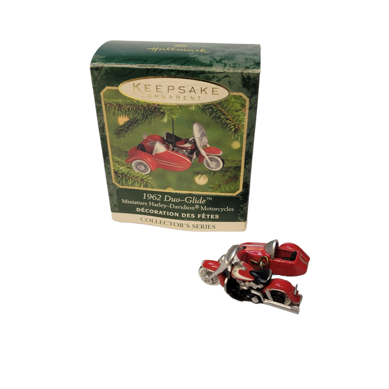 Hallmark Keepsake 1962 Duo Glide Mini Harley Davidson Motorcycle Ornament Red 