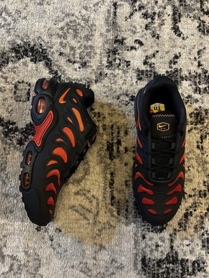Nike Air Max Plus Drift Black Dragon Crimson Men's Size 8 *Worn Once* FD4290-010