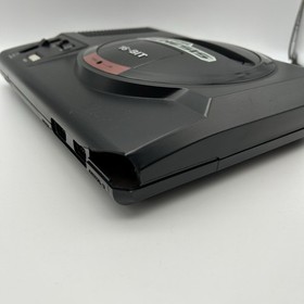 Sega Genesis 16-Bit Model 1 1601 [Console Only] **FOR PARTS/FOR REPAIR**