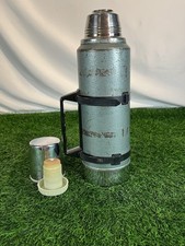 Vintage 70s 1970s Stanley Green Steel A-944C with Handle MADE IN USA 1Qt 32 oz