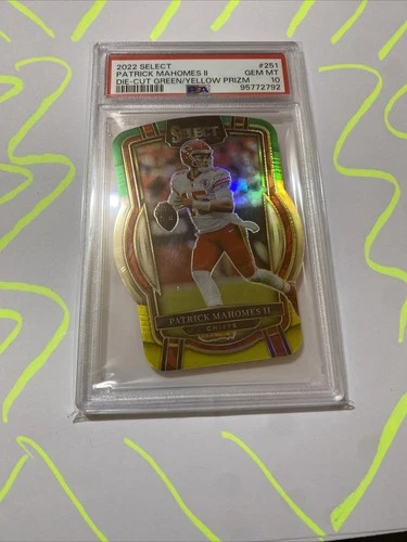 2022 PANINI SELECT PATRICK MAHOMES DIE CUT GREEN YELLOW PRIZM PSA 10 REFRACTOR