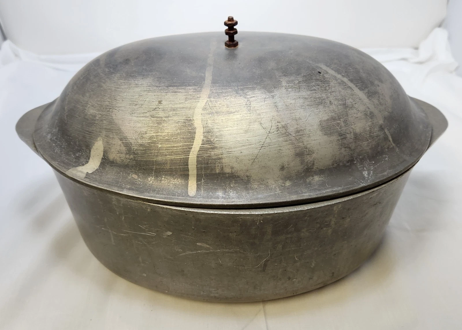 1950’s West Bend/Household Institute Dutch Oven
Opens in a new window or tab