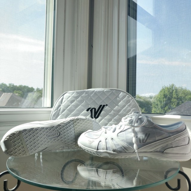 varsity cheerleader 2 shoes