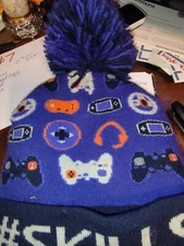Skills Video Gamer Beanie Winter Hat Blue L XL Boys Knit Logo Pom Pom Games