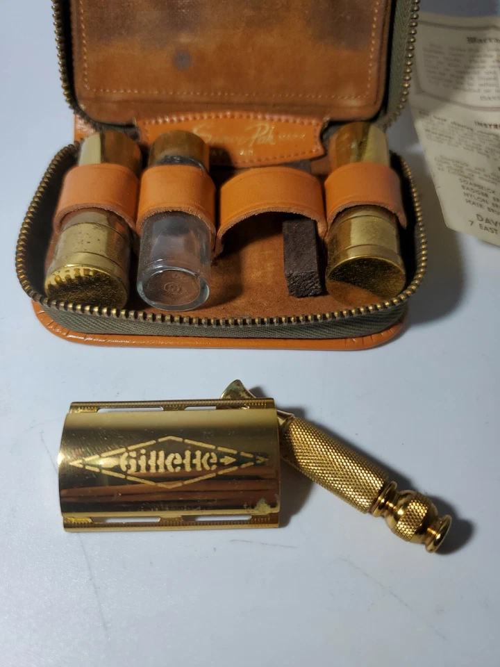 Paquete de afeitar vintage David Grimes MFG Co Gillette kit de afeitar RARO Foto 4 de 4