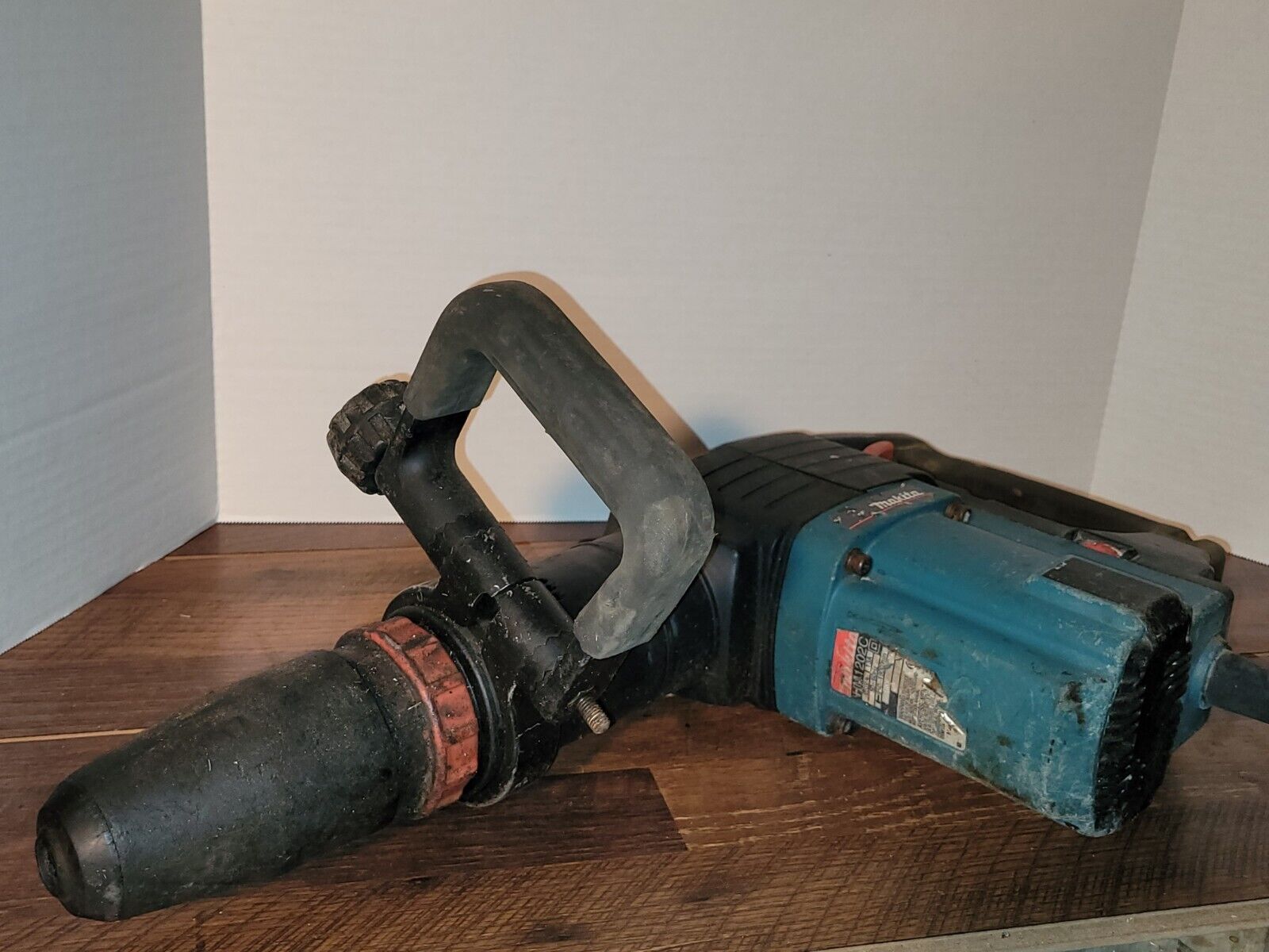 RARE Makita HM1202C 20-Pound Demolition Hammer TESTED similar to ...