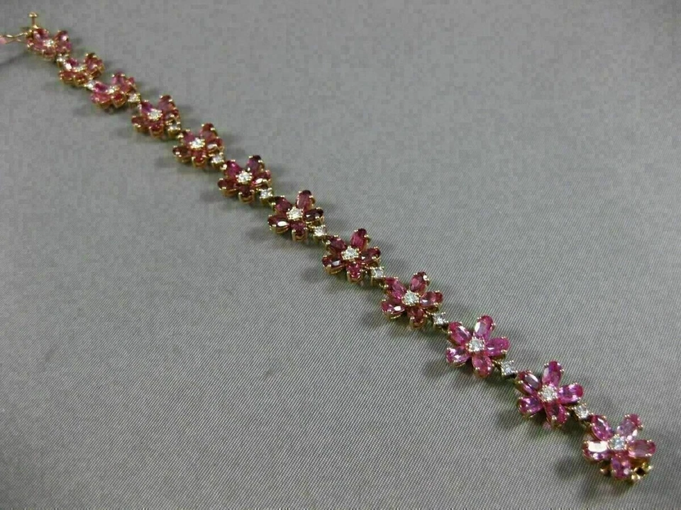 Brazalete racimo de tenis simulado rubí rosa ovalado de 15 quilates enchapado en oro amarillo plateado Foto 3 de 4