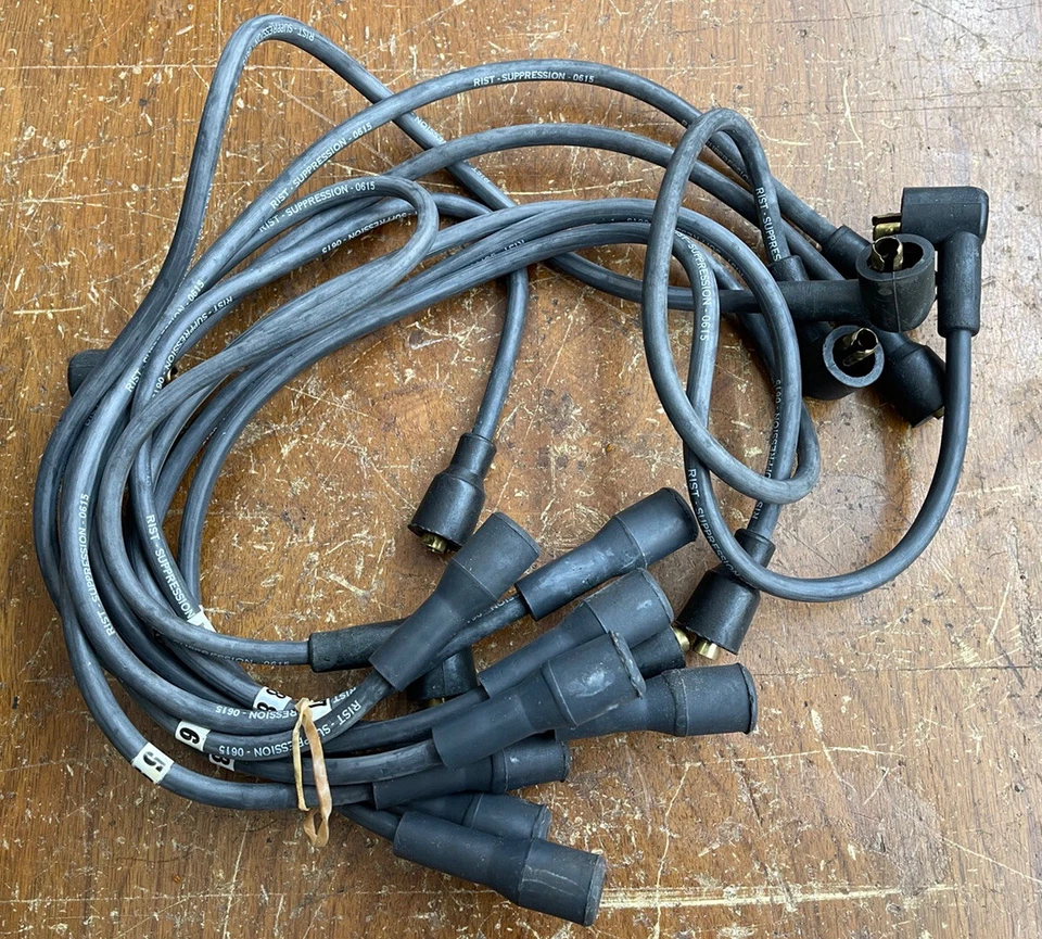 GHT 182 TRIUMPH TR8 FUEL INJECTION MODELS (10/1979-1981) HT LEAD SET - Image 2 of 4