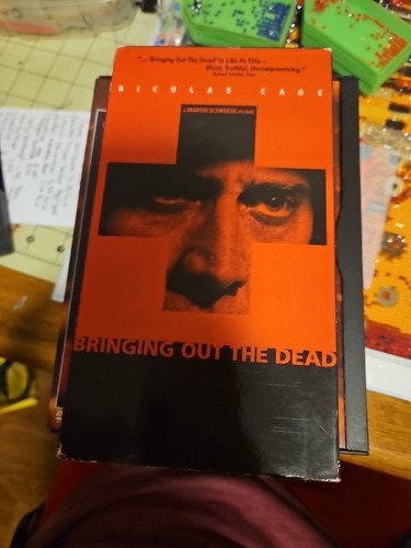Bringinging Out the Dead VHS (1999, Paramount) Drama, Nicolas Cage BLOCKBUSTER GEBRAUCHT