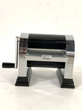 Quick Kutz Revolution Black & Chrome Die Cutting Machine RV040696