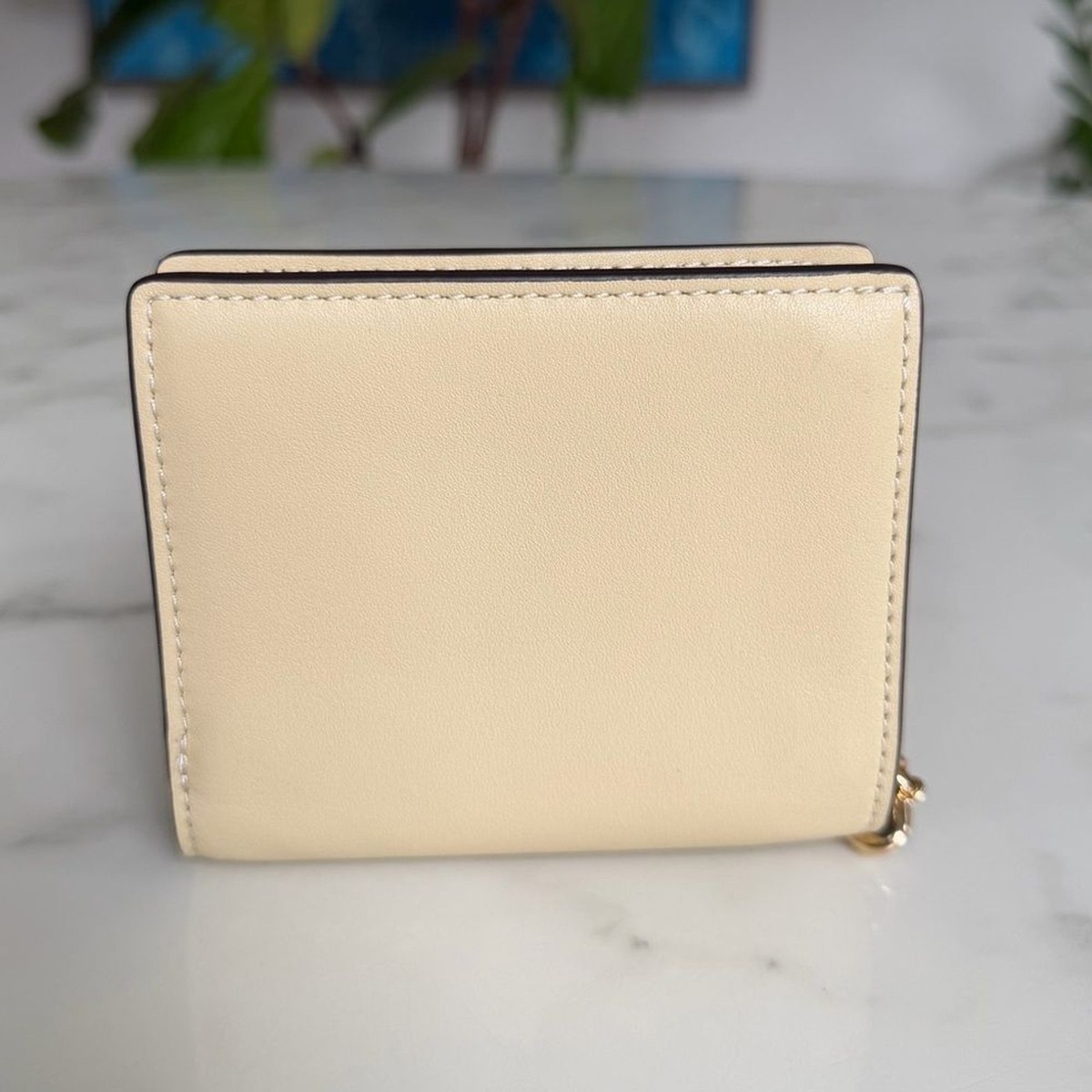 NWOT Coach Snap Wallet with Floral Appliqué in Moonlight Yellow