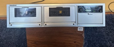 MUZAK 1600 Dual cassette tape player. Made in Japan.