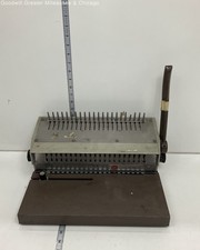 Reliure manuelle combinée GBC métal marron 322 W poinçon robuste