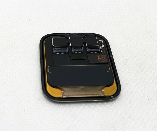 a1977 apple watch 40mm